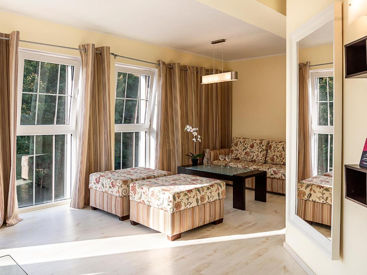 Vacationclub - Rezydencja Bursztyn Apartament 31 Свіноуйсьце Екстер'єр фото