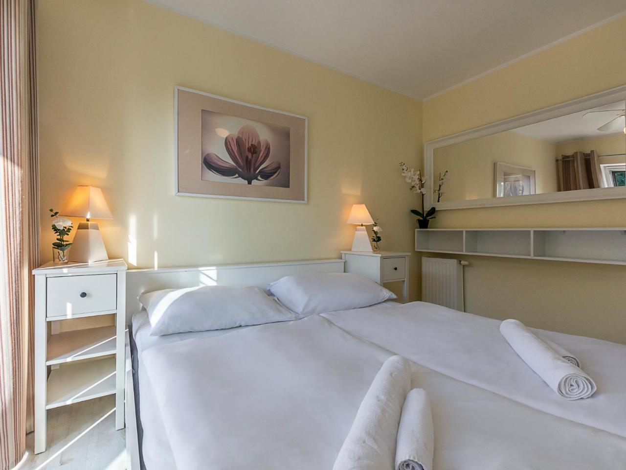 Vacationclub - Rezydencja Bursztyn Apartament 31 Свіноуйсьце Екстер'єр фото